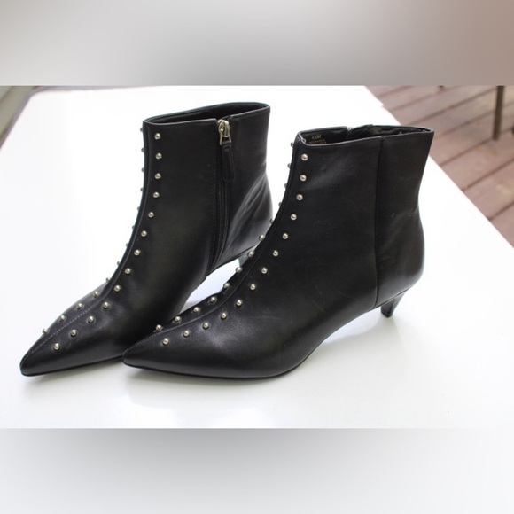 Nine West studded booties - Picture 4 of 9